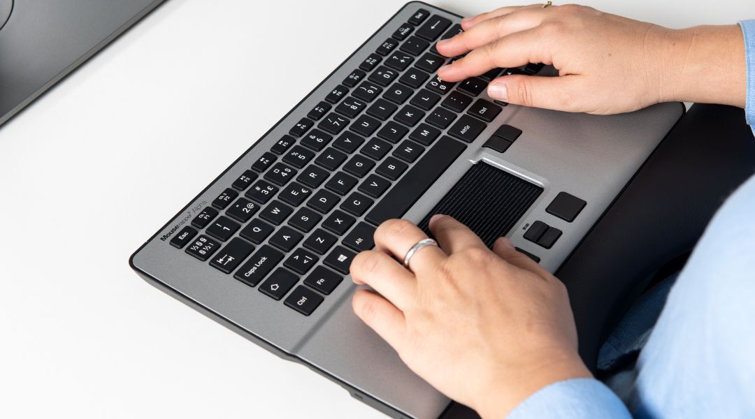 rsi keyboard and mouse