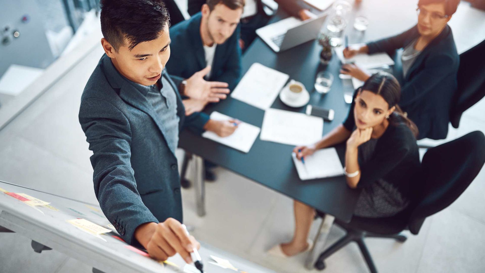 Office Staff working productively thanks to ergonomics