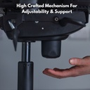 Invictus PI 4000 | ergonomic chair with lumbar support and headrest