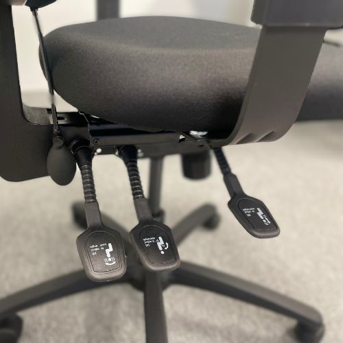 Novum Ergonomic Chair w/ Neckrest | Ergonomic Office Chair