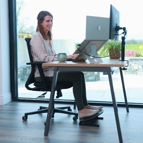 Bourne Design Homeworkers Desk2_KOS_Ergonomics