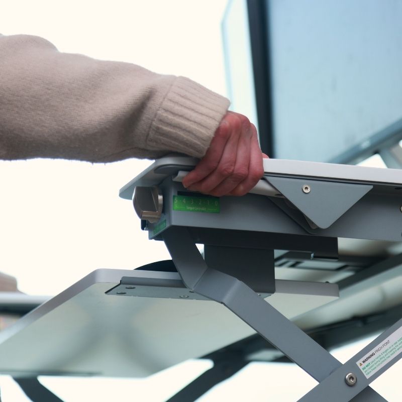 Freedom Desk Pro | White | Standing Desk Converter3_KOS_Ergonomics
