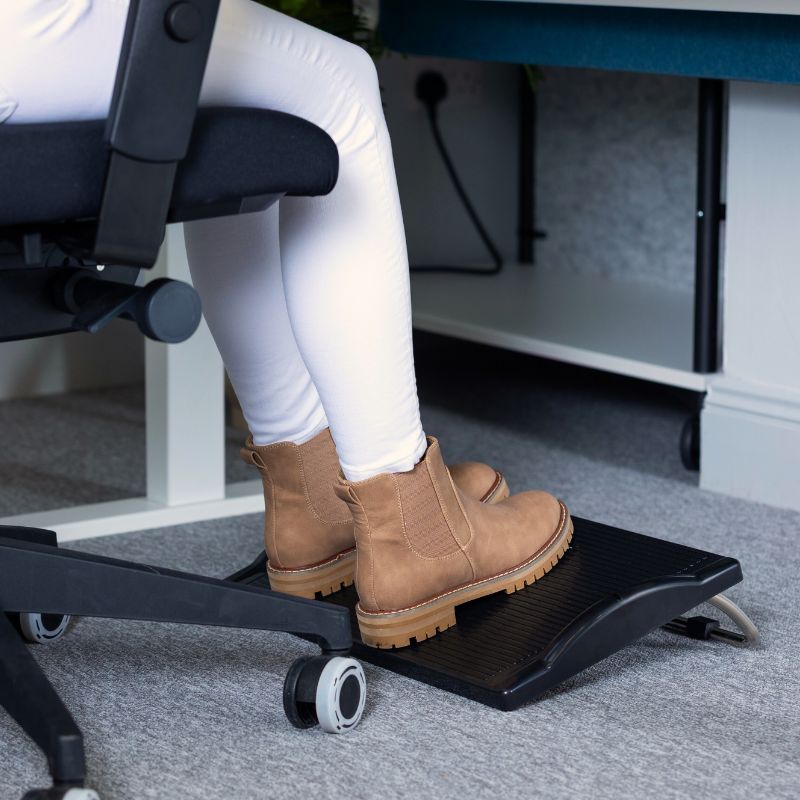K21 Ergo Office Footrest2_KOS_Ergonomics
