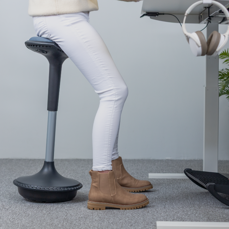 KOS Balance Stool  Perching Stool3_KOS_Ergonomics